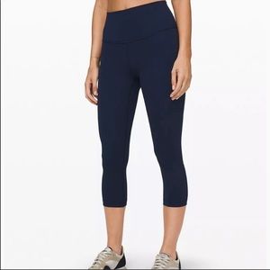 Lululemon Wunder Under High Rise crop 21” Size 4